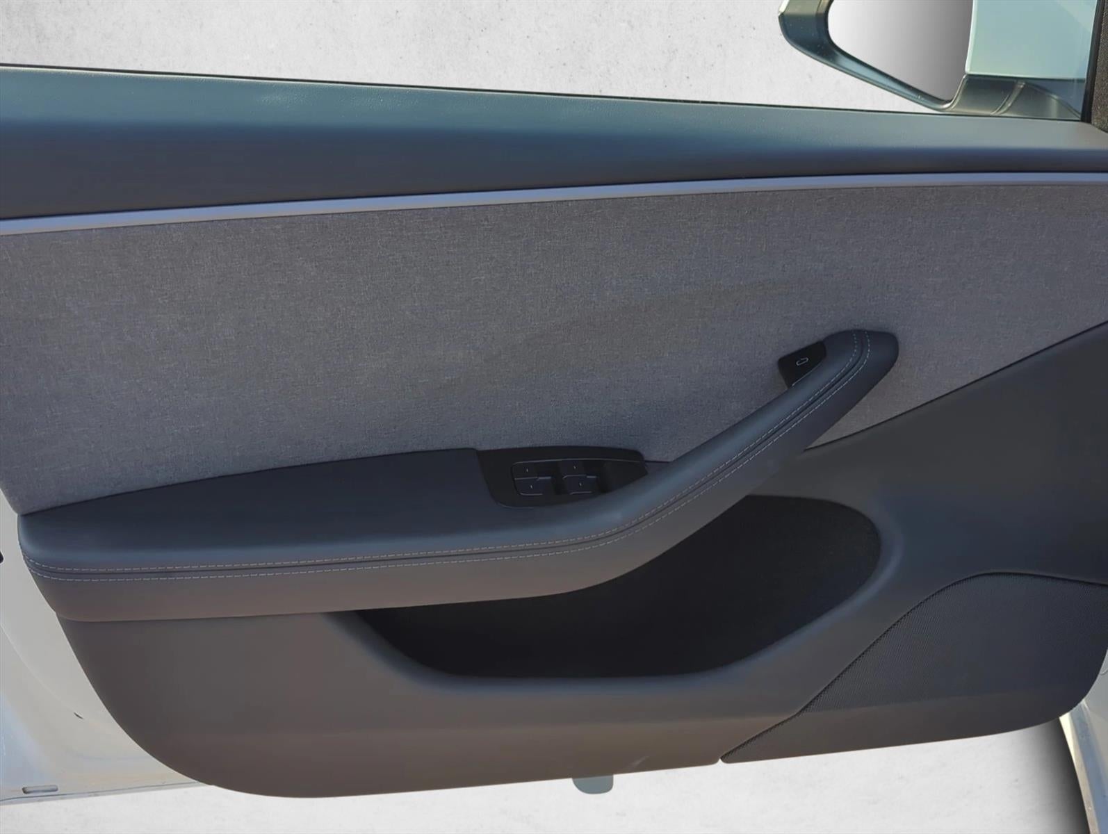2025 Tesla Model 3 Standard RWD