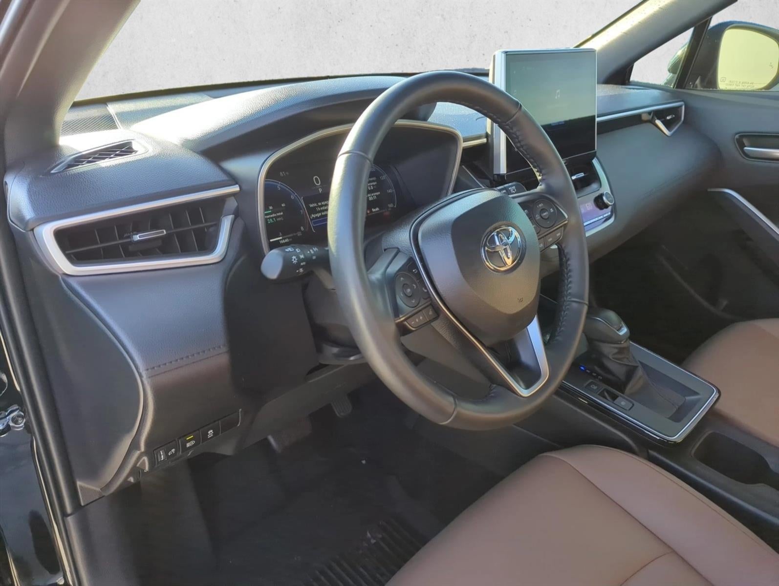 2026 Toyota Corolla Cross XLE 4WD (Natl)