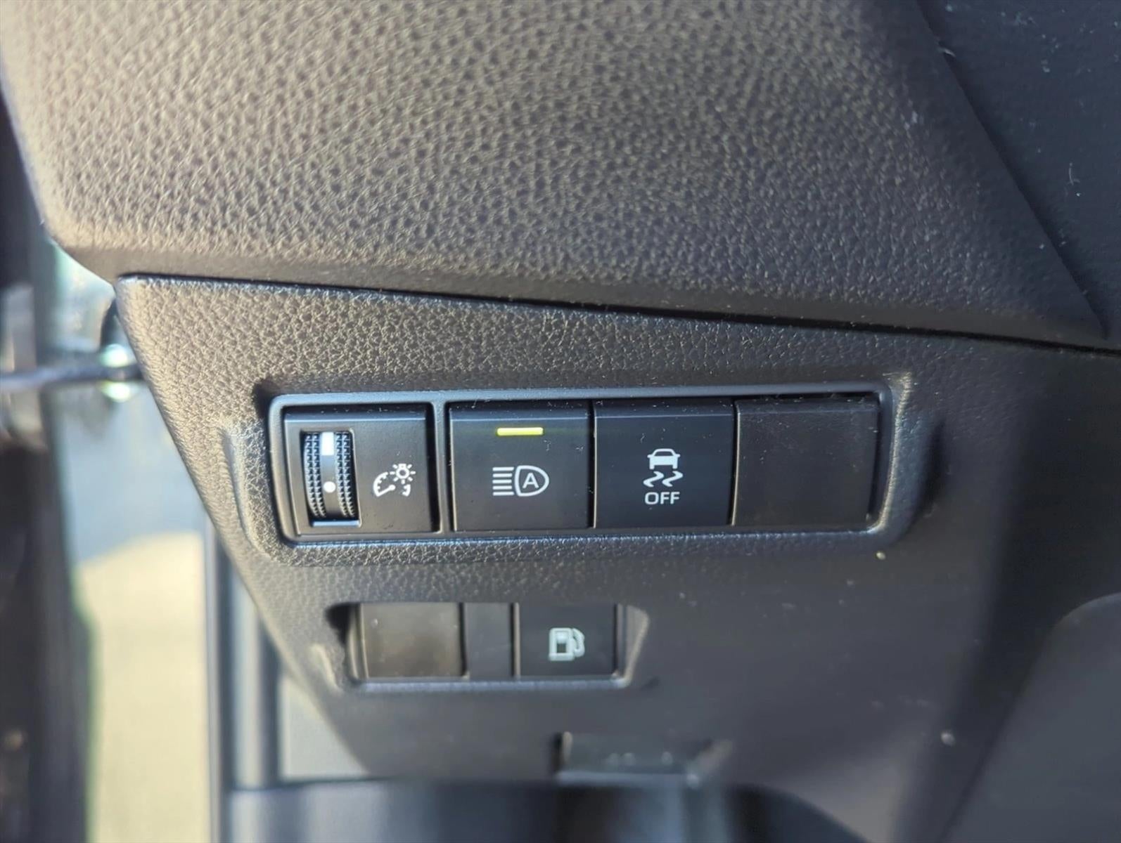 2025 Toyota Corolla Cross Hybrid SE 4WD (Natl)