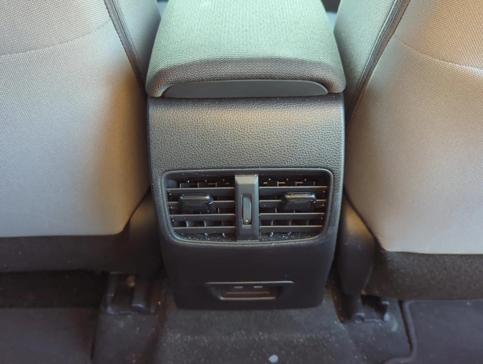 2025 Toyota Corolla Cross Hybrid SE 4WD (Natl)