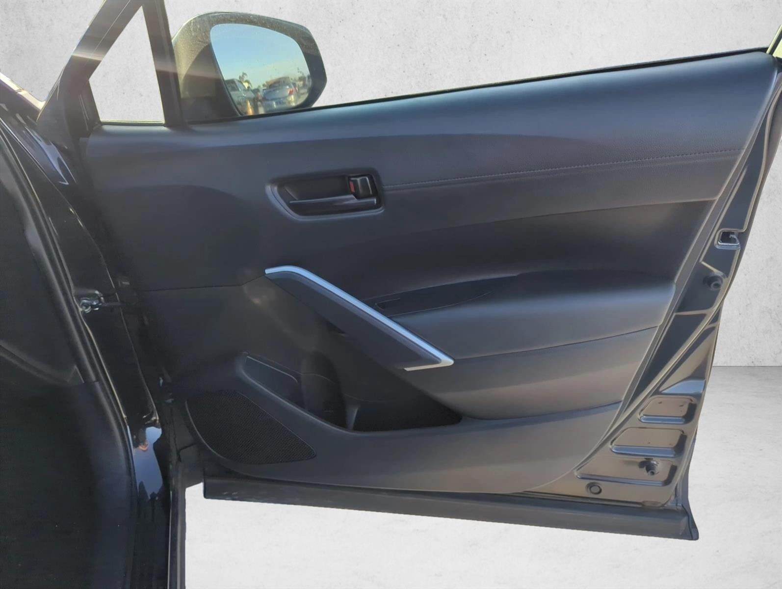 2025 Toyota Corolla Cross Hybrid SE 4WD (Natl)