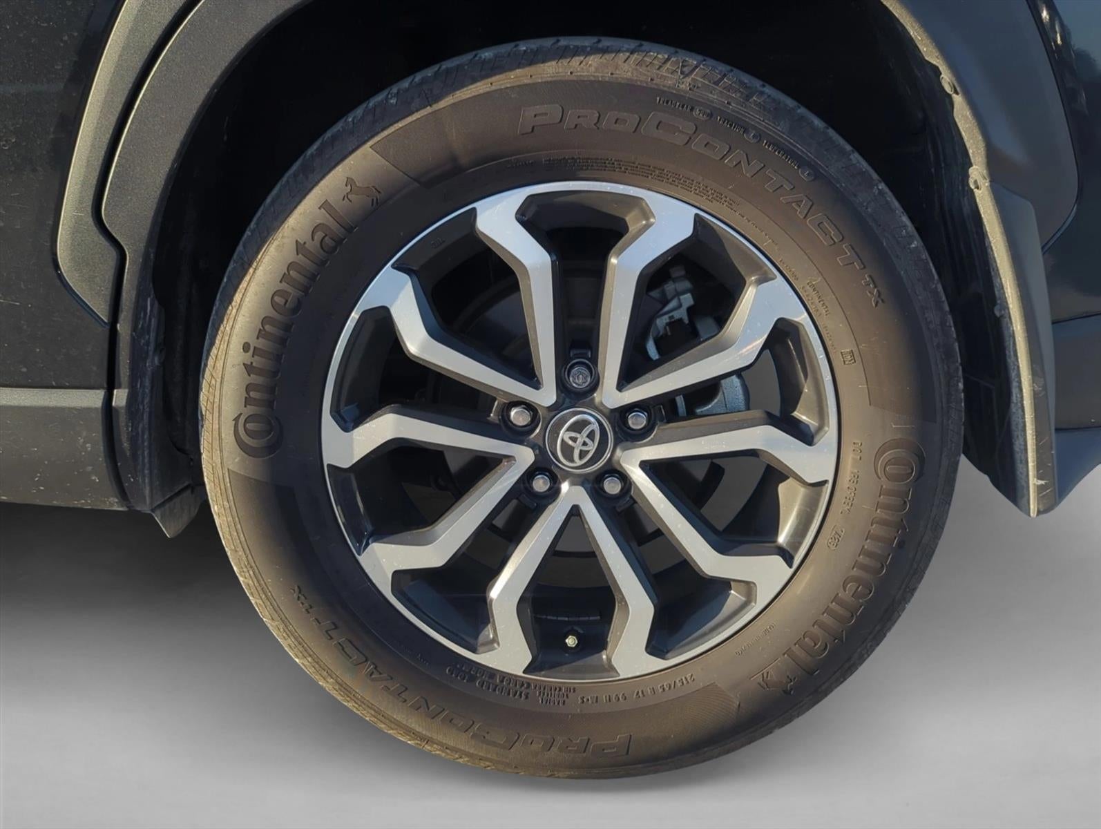 2025 Toyota Corolla Cross Hybrid SE 4WD (Natl)