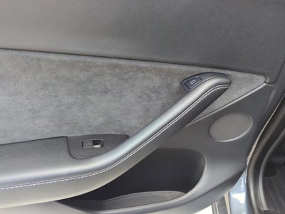 2022 Tesla Model Y Long Range AWD