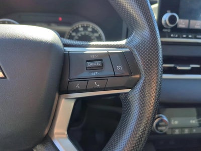 2022 Mitsubishi Outlander ES FWD
