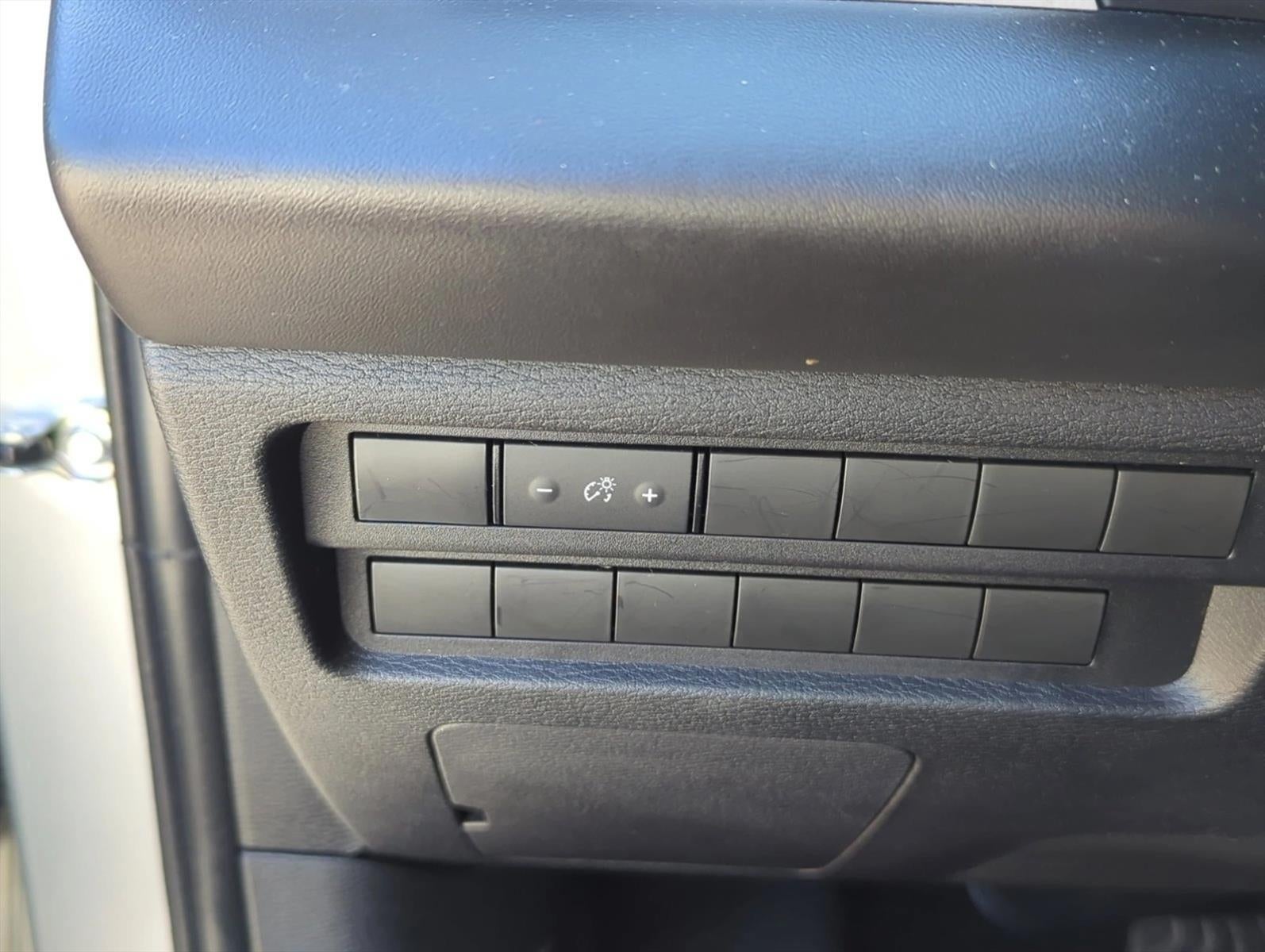 2022 Mitsubishi Outlander ES FWD