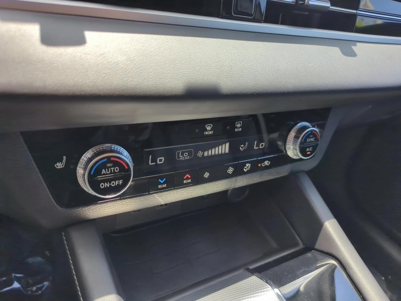 2022 Mitsubishi Outlander SEL FWD