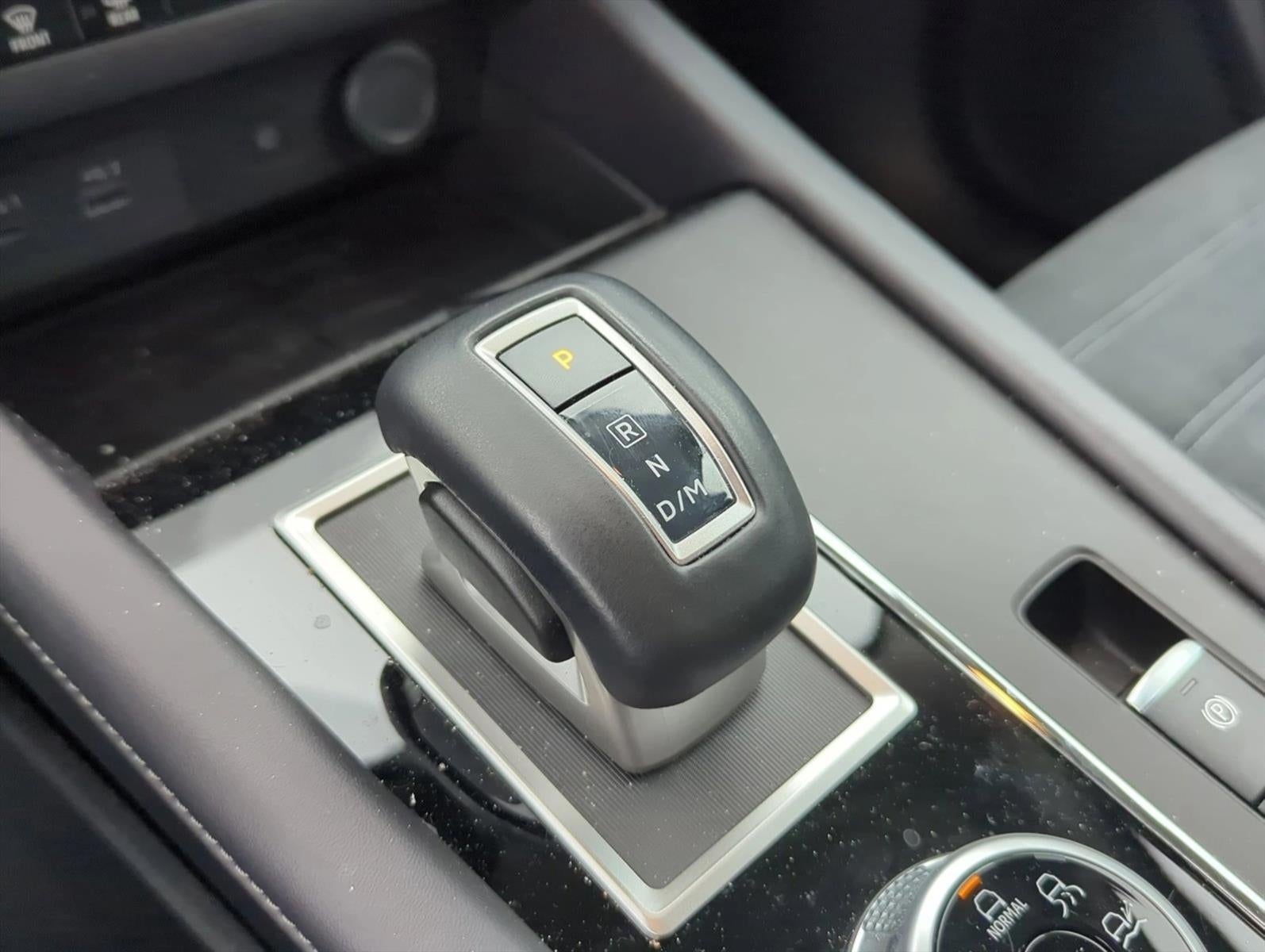 2024 Mitsubishi Outlander SE FWD