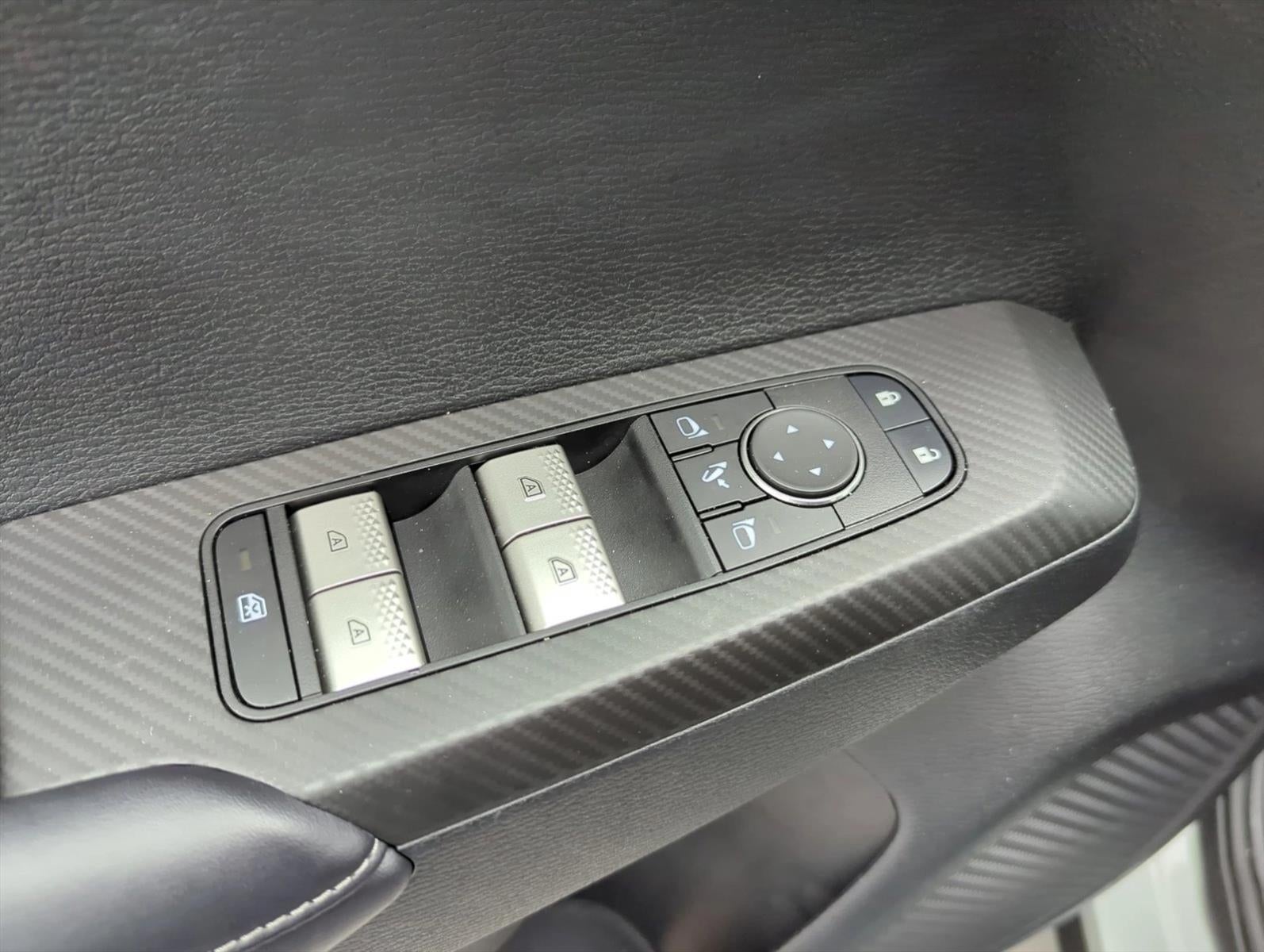 2024 Mitsubishi Outlander SE FWD