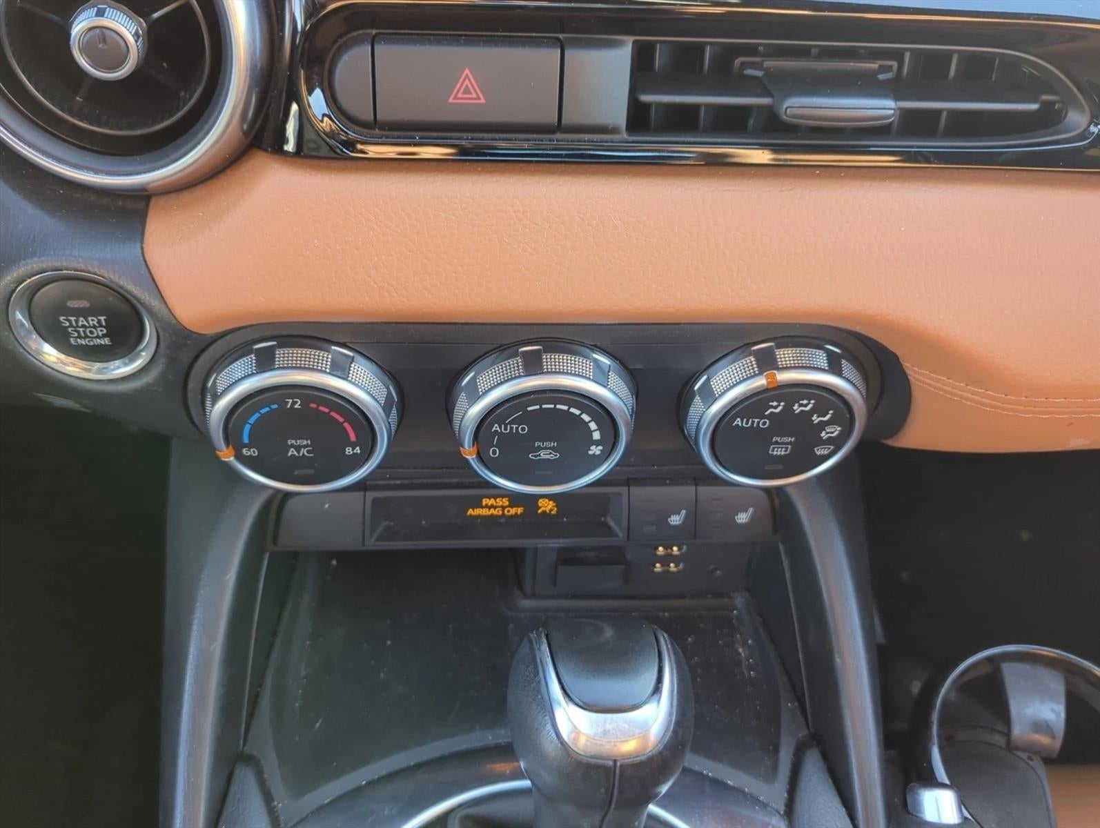 2017 FIAT 124 Spider Lusso Convertible