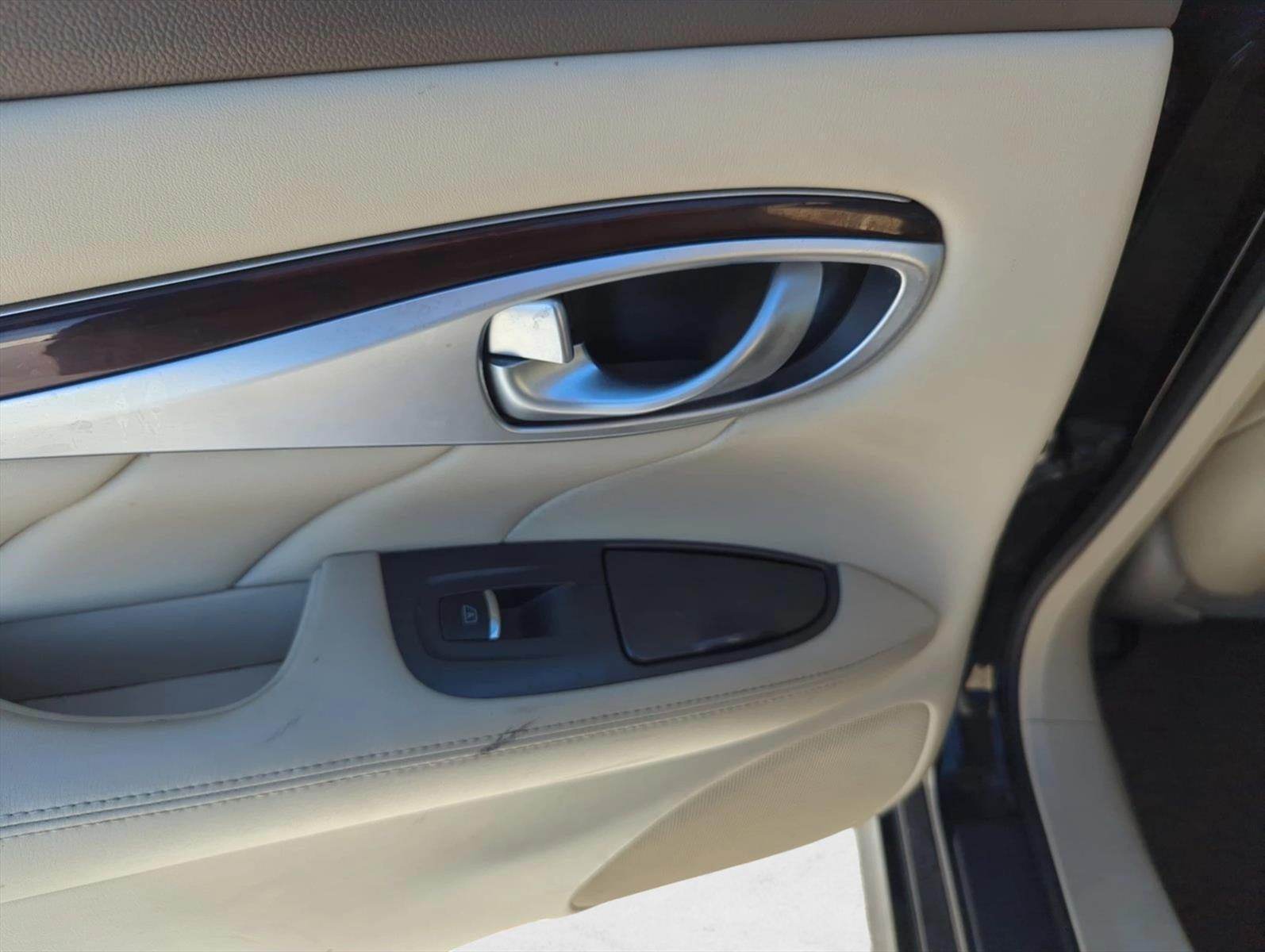 2012 INFINITI M37 x AWD