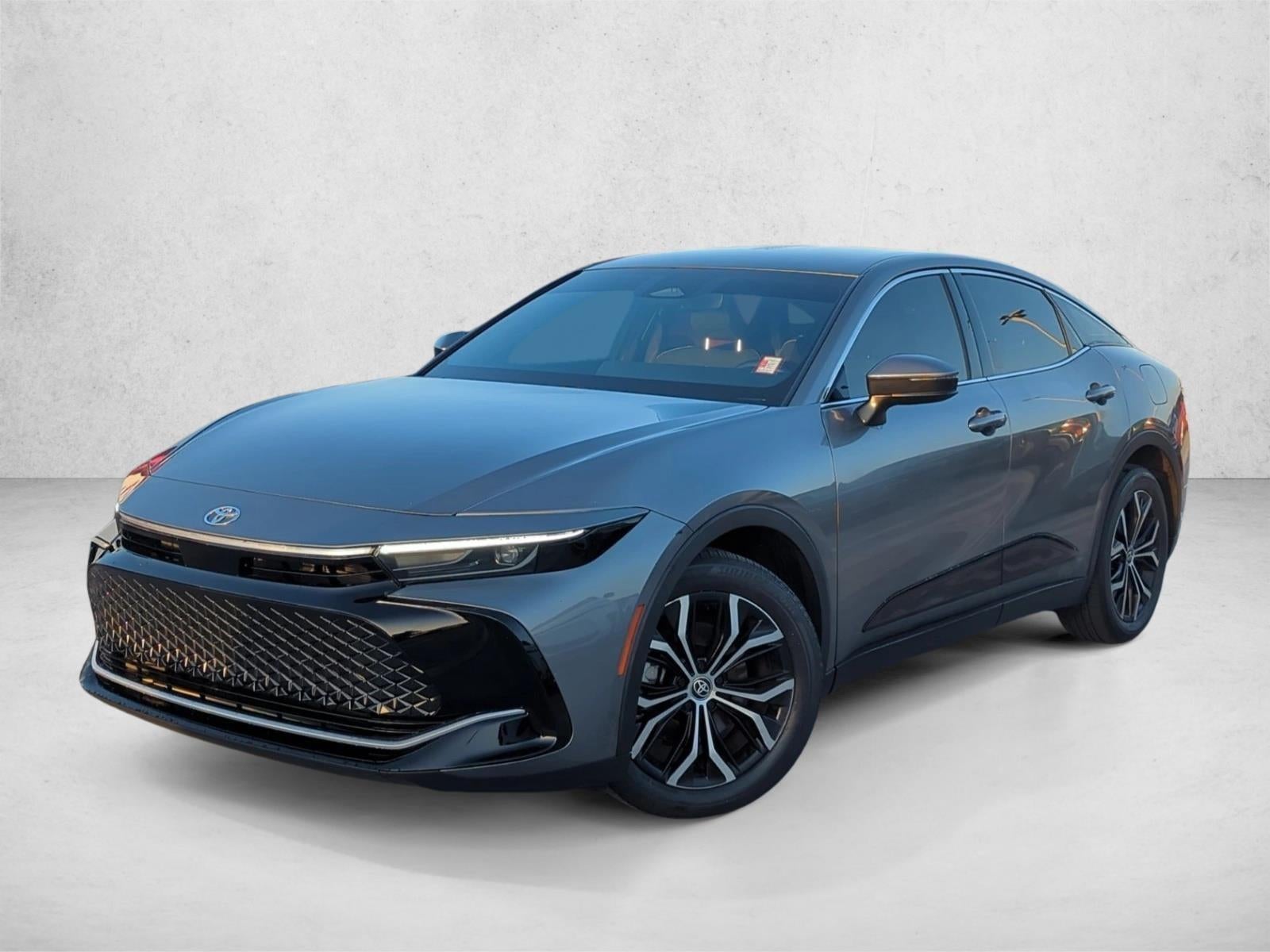 2023 Toyota Crown XLE AWD (Natl)