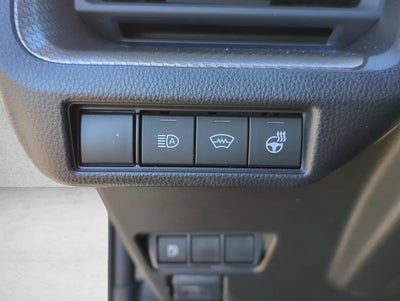 2025 Toyota Prius XLE (Natl)