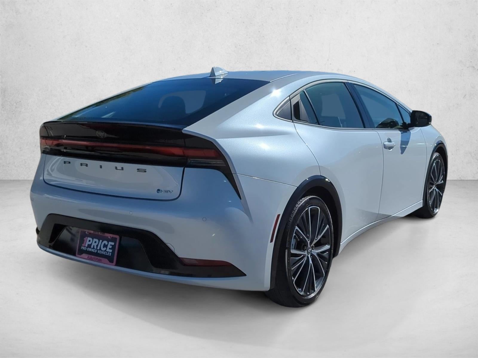 2025 Toyota Prius XLE (Natl)