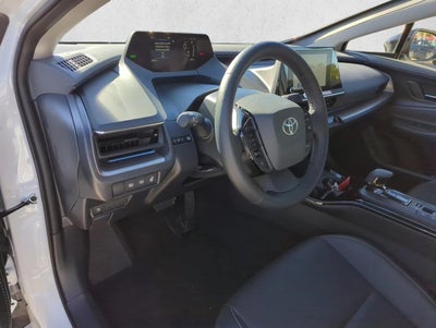 2025 Toyota Prius XLE (Natl)