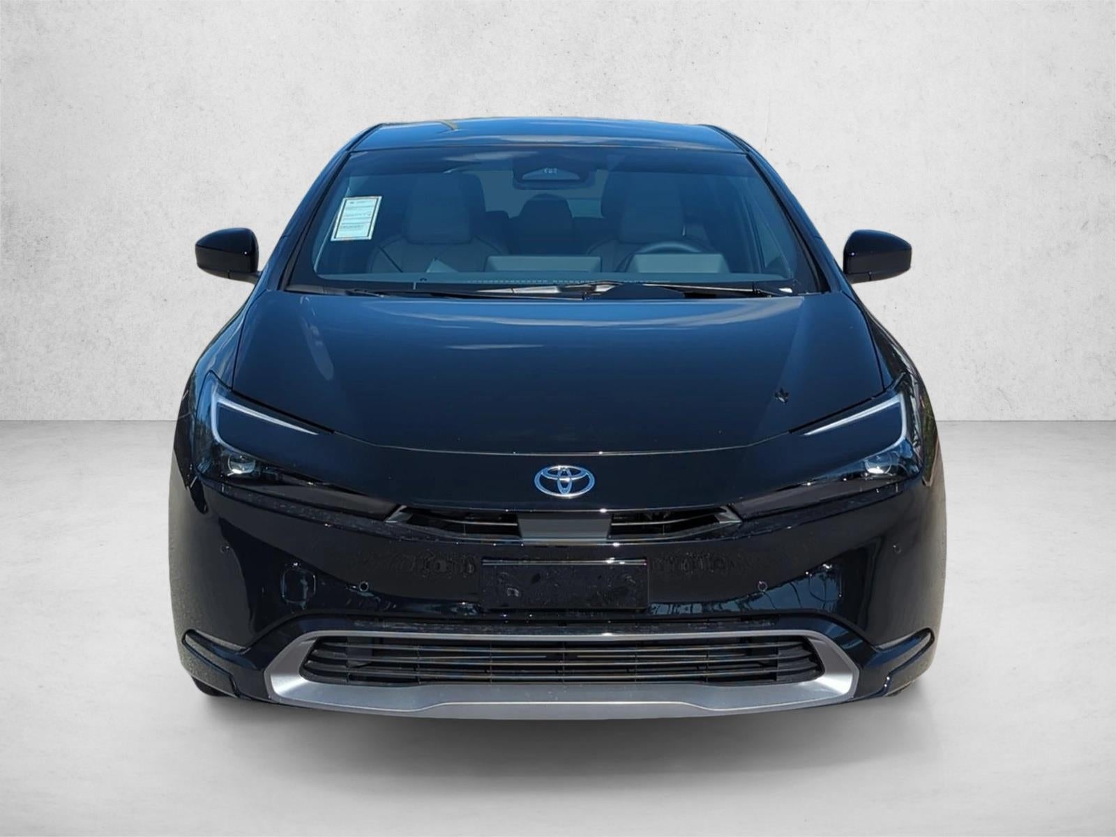 2026 Toyota Prius XLE (Natl)