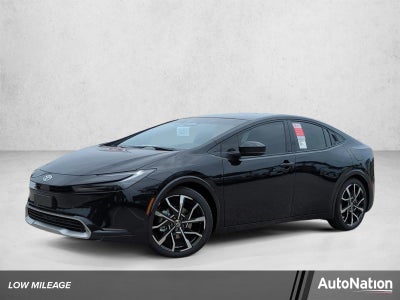 2025 Toyota Prius Plug-In Hybrid XSE Premium (Natl)