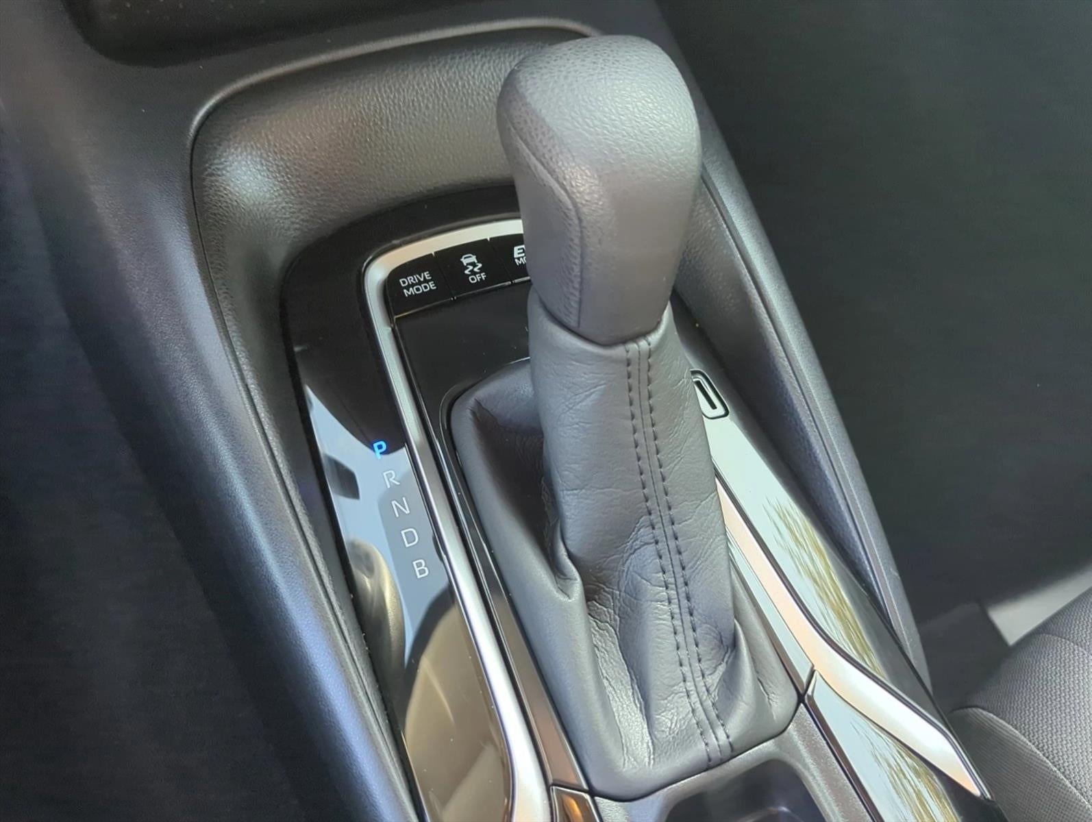 2022 Toyota Corolla Hybrid LE CVT (Natl)