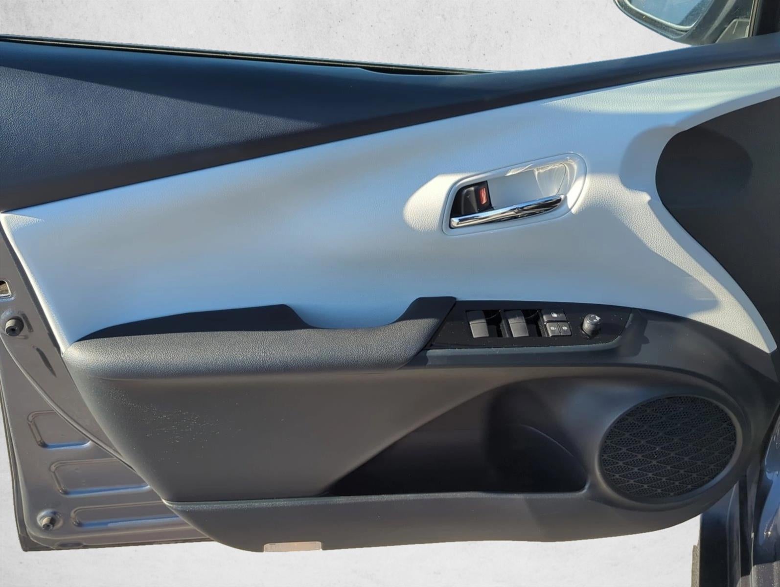 2021 Toyota Prius XLE (Natl)