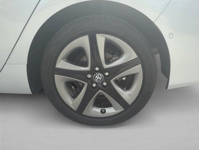 2021 Toyota Prius XLE (Natl)