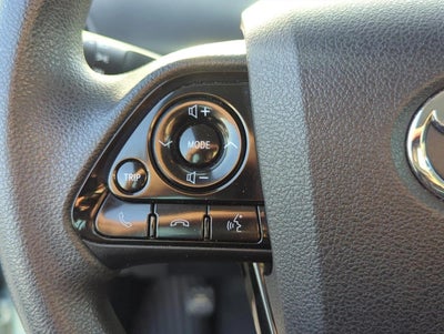 2020 Toyota Prius LE (Natl)