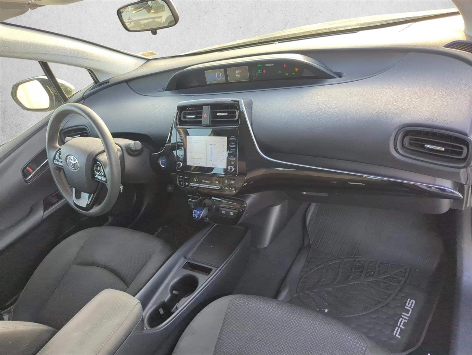 2020 Toyota Prius LE (Natl)