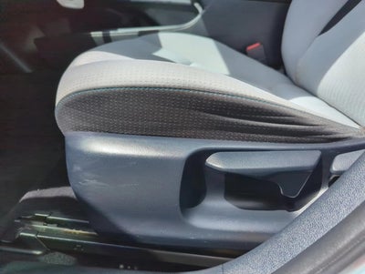 2016 Toyota Prius 5dr HB Two Eco (Natl)