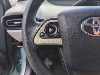 2016 Toyota Prius 5dr HB Two Eco (Natl)
