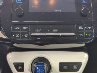 2016 Toyota Prius 5dr HB Two Eco (Natl)