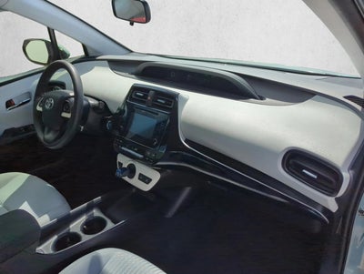 2016 Toyota Prius 5dr HB Two Eco (Natl)