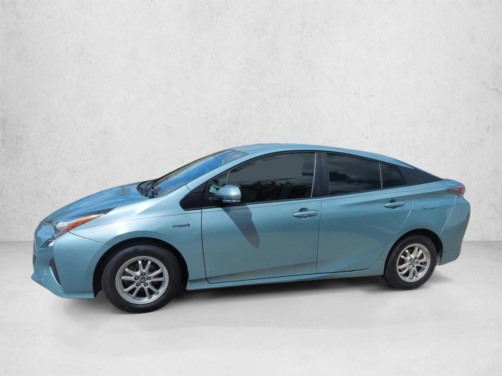 2016 Toyota Prius 5dr HB Two Eco (Natl)