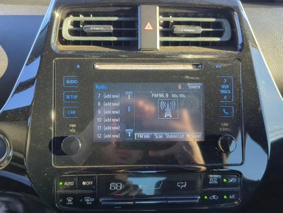 2017 Toyota Prius Two (SE)