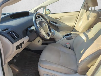 2014 Toyota Prius 5dr HB Four (Natl)