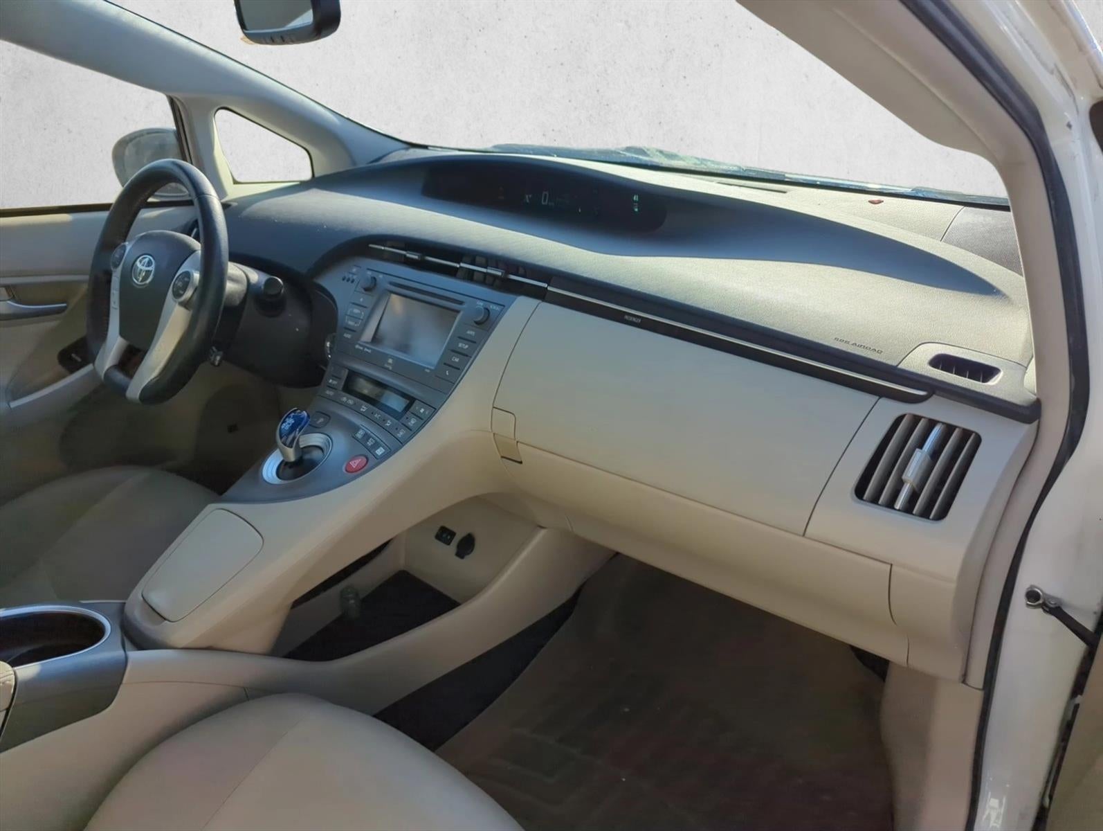 2014 Toyota Prius 5dr HB Four (Natl)