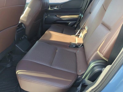 2025 Toyota Land Cruiser 4WD (GS)