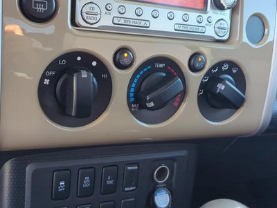 2011 Toyota FJ Cruiser 4WD 4dr Auto (Natl)