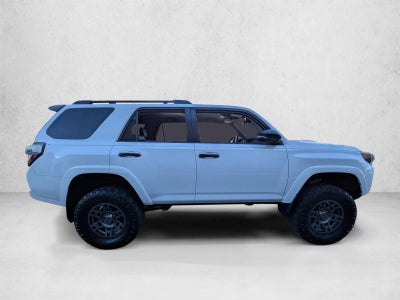 2020 Toyota 4Runner Venture 4WD (Natl)