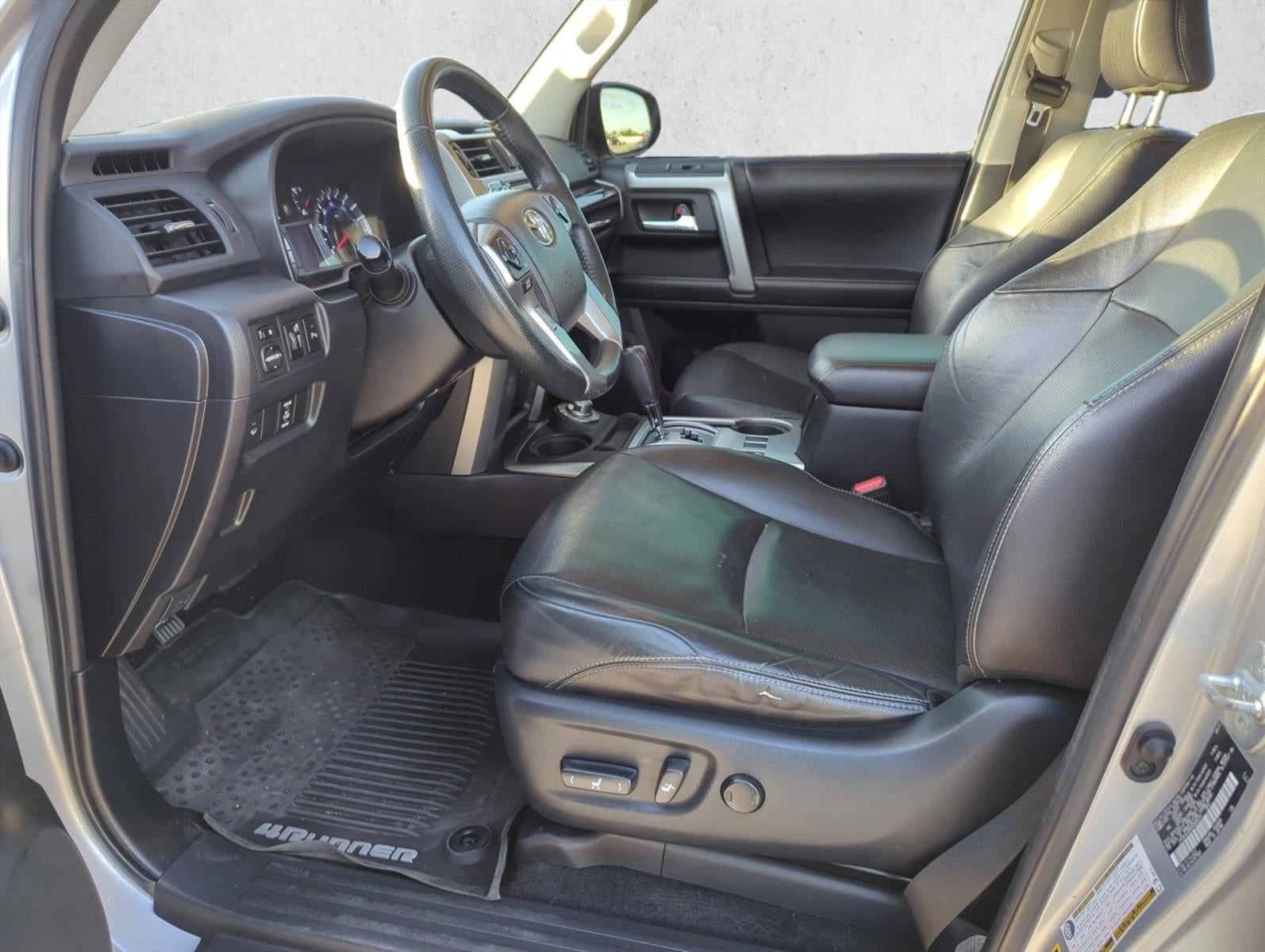 2017 Toyota 4Runner Limited 4WD (Natl)