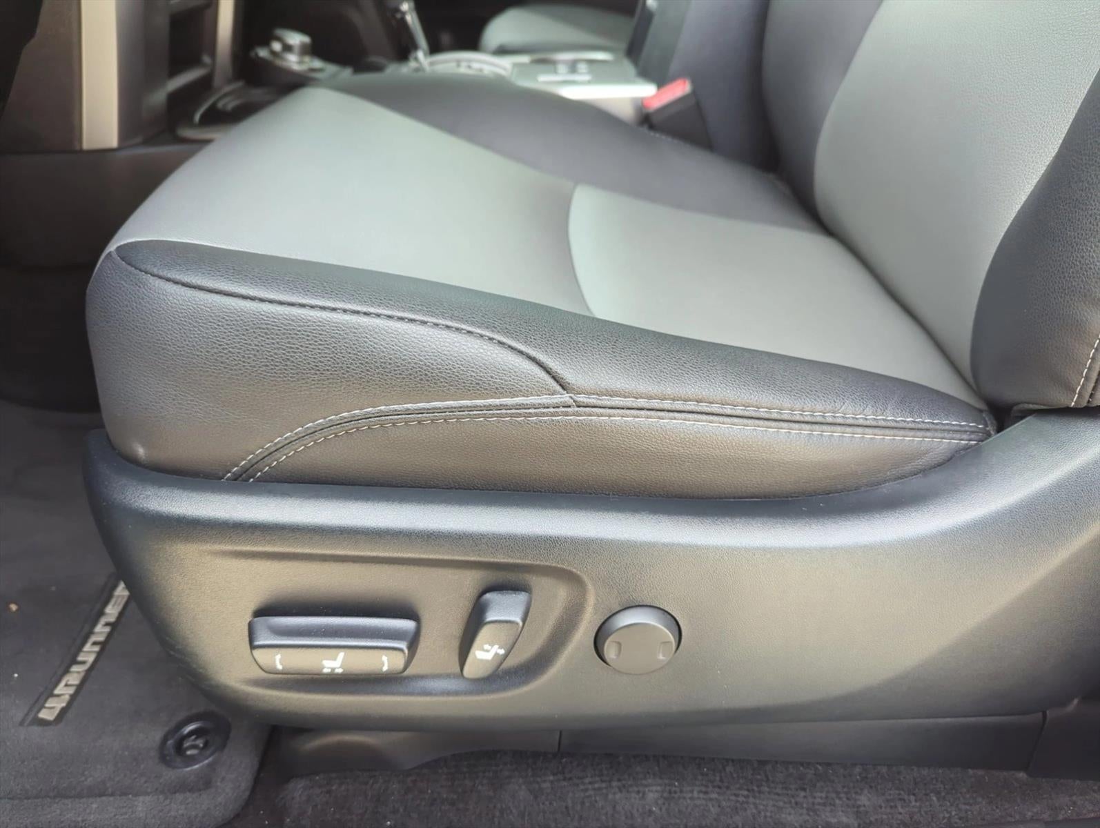 2024 Toyota 4Runner SR5 Premium 4WD (Natl)