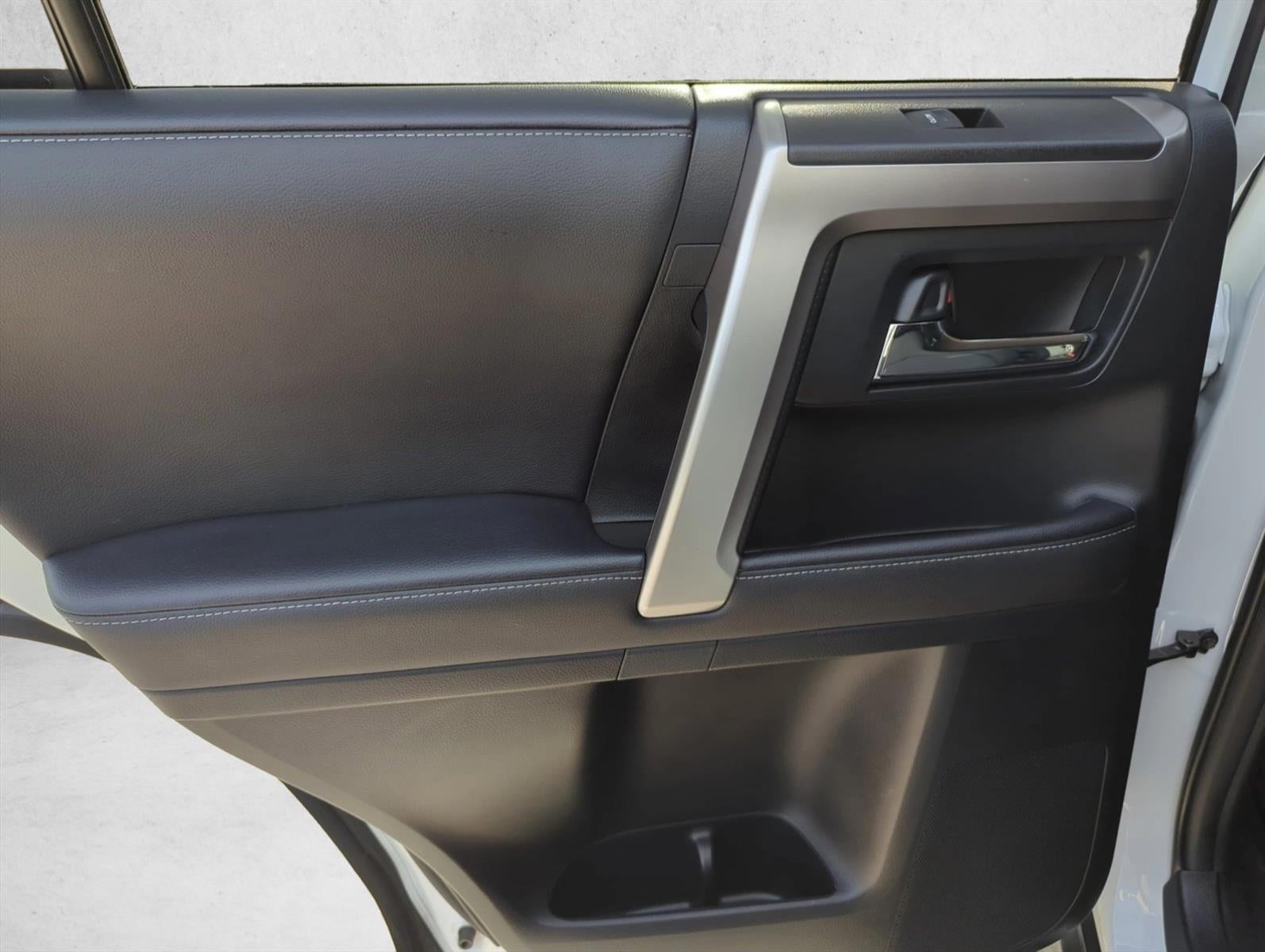 2024 Toyota 4Runner SR5 Premium 4WD (Natl)