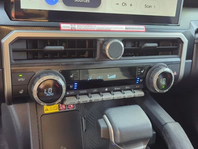 2026 Toyota 4Runner Hybrid Limited 4WD (Natl)