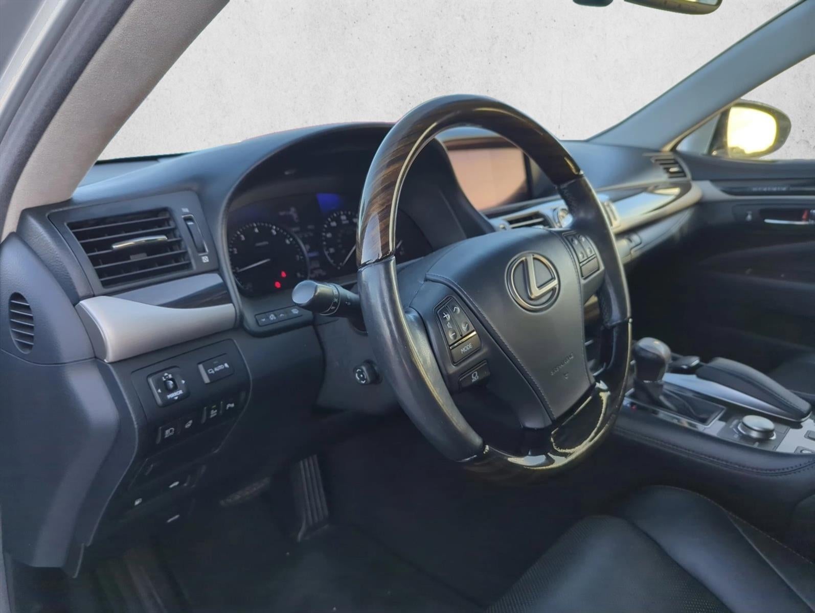 2014 Lexus LS 460 4dr Sdn RWD