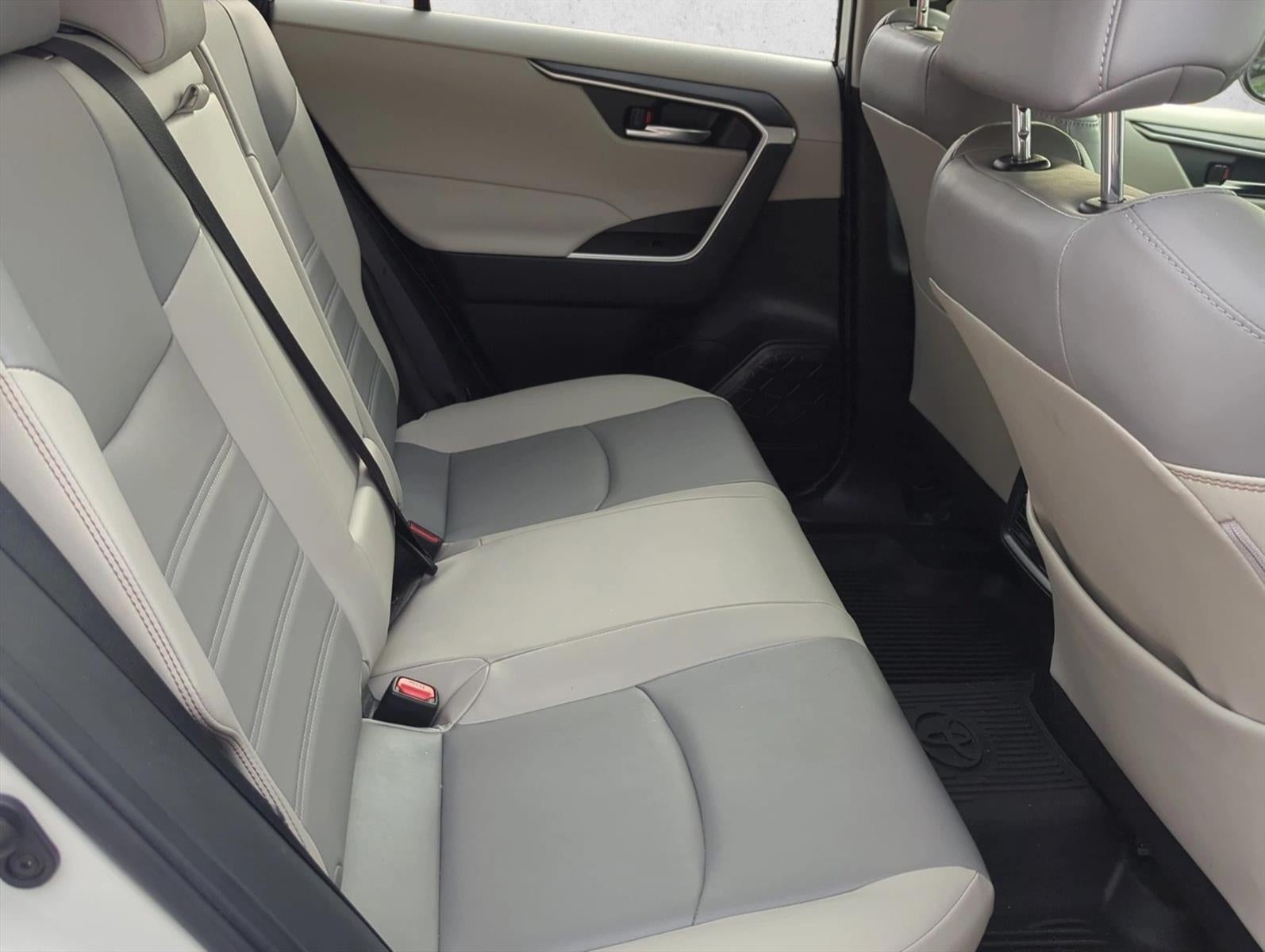 2023 Toyota RAV4 Hybrid XLE Premium AWD (Natl)
