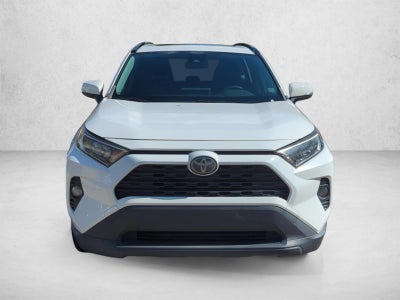 2019 Toyota RAV4 XLE Premium FWD (Natl)