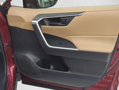 2021 Toyota RAV4 LE FWD (GS)