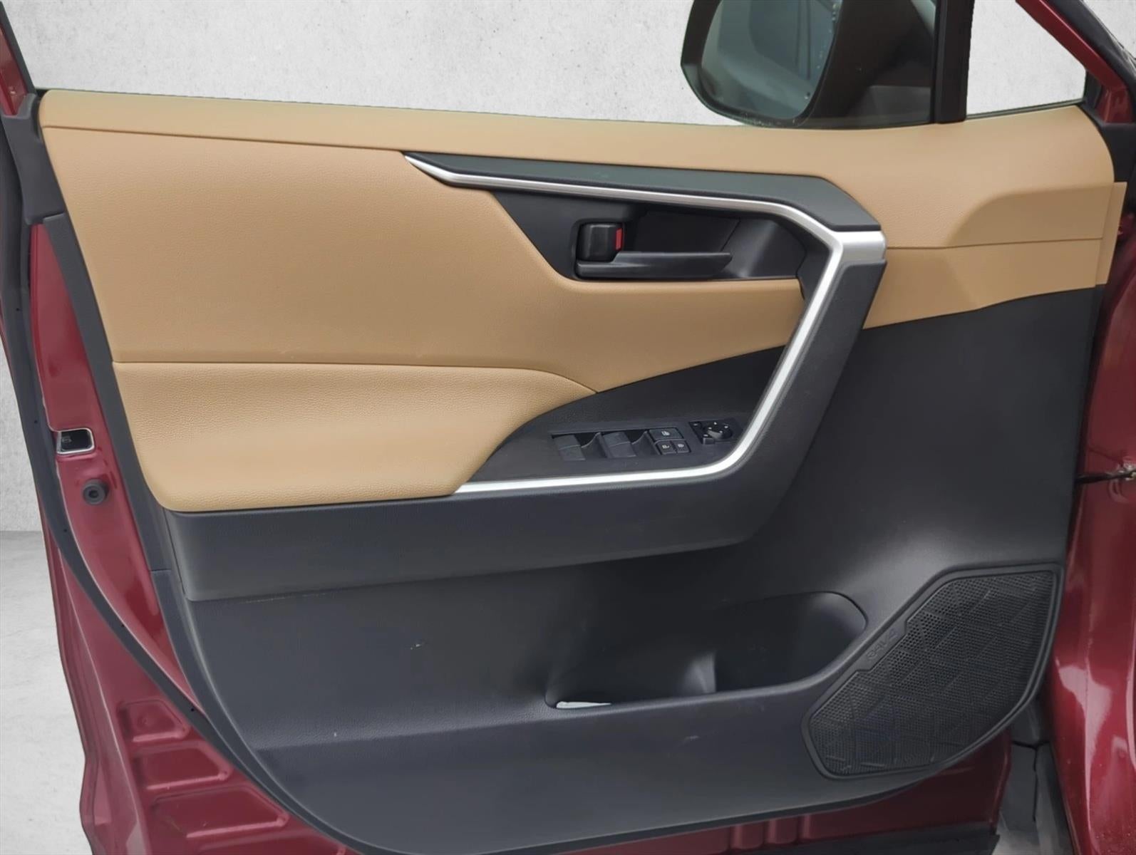 2021 Toyota RAV4 LE FWD (GS)