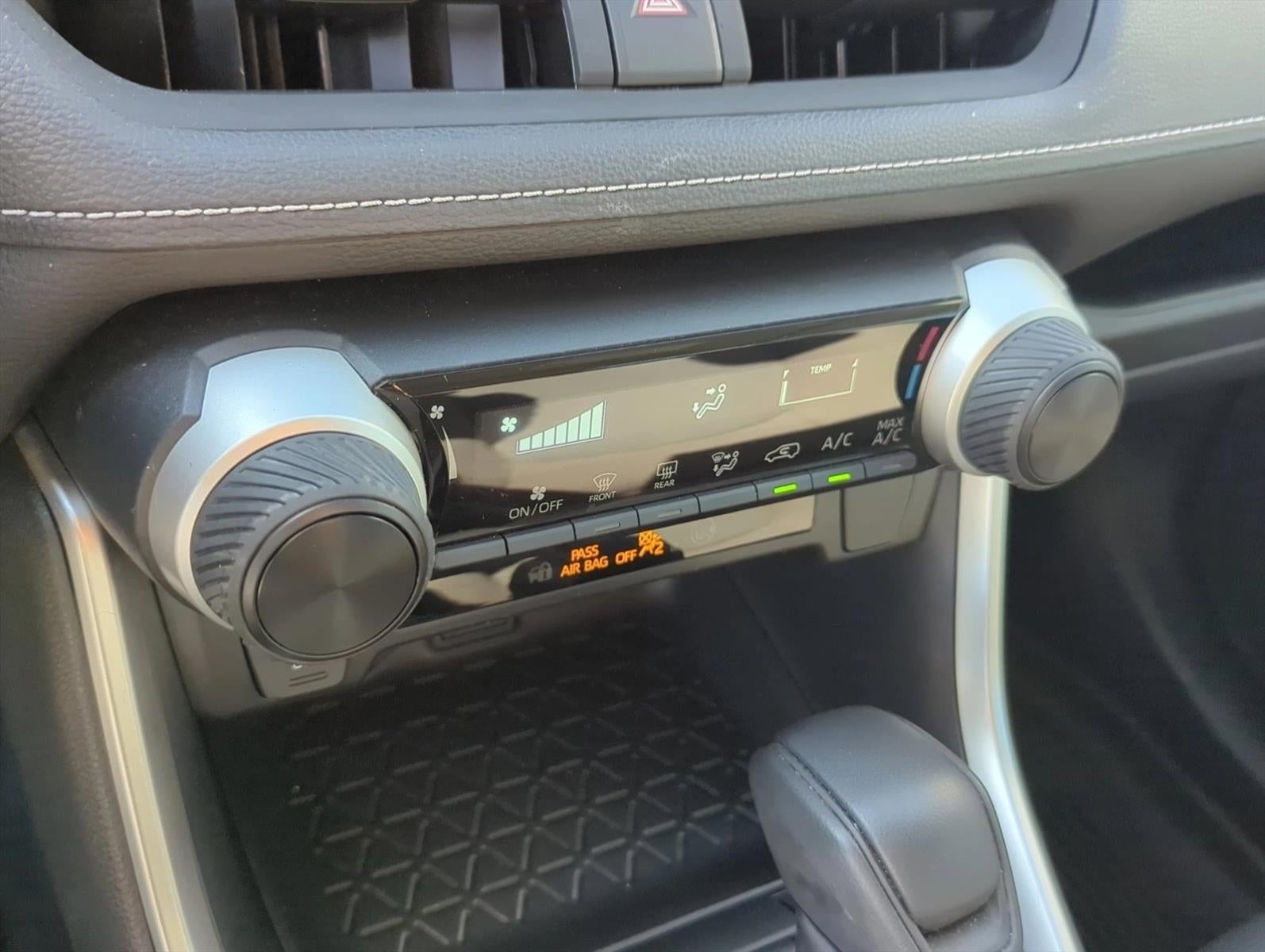 2023 Toyota RAV4 LE FWD (GS)