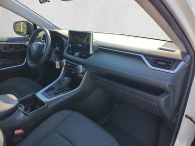 2023 Toyota RAV4 LE FWD (GS)
