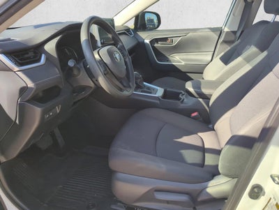 2023 Toyota RAV4 LE FWD (GS)