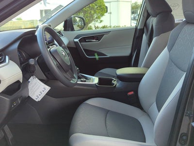 2025 Toyota RAV4 Hybrid XLE AWD (Natl)