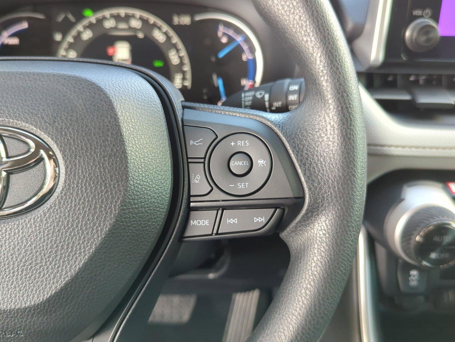 2025 Toyota RAV4 Hybrid XLE AWD (Natl)